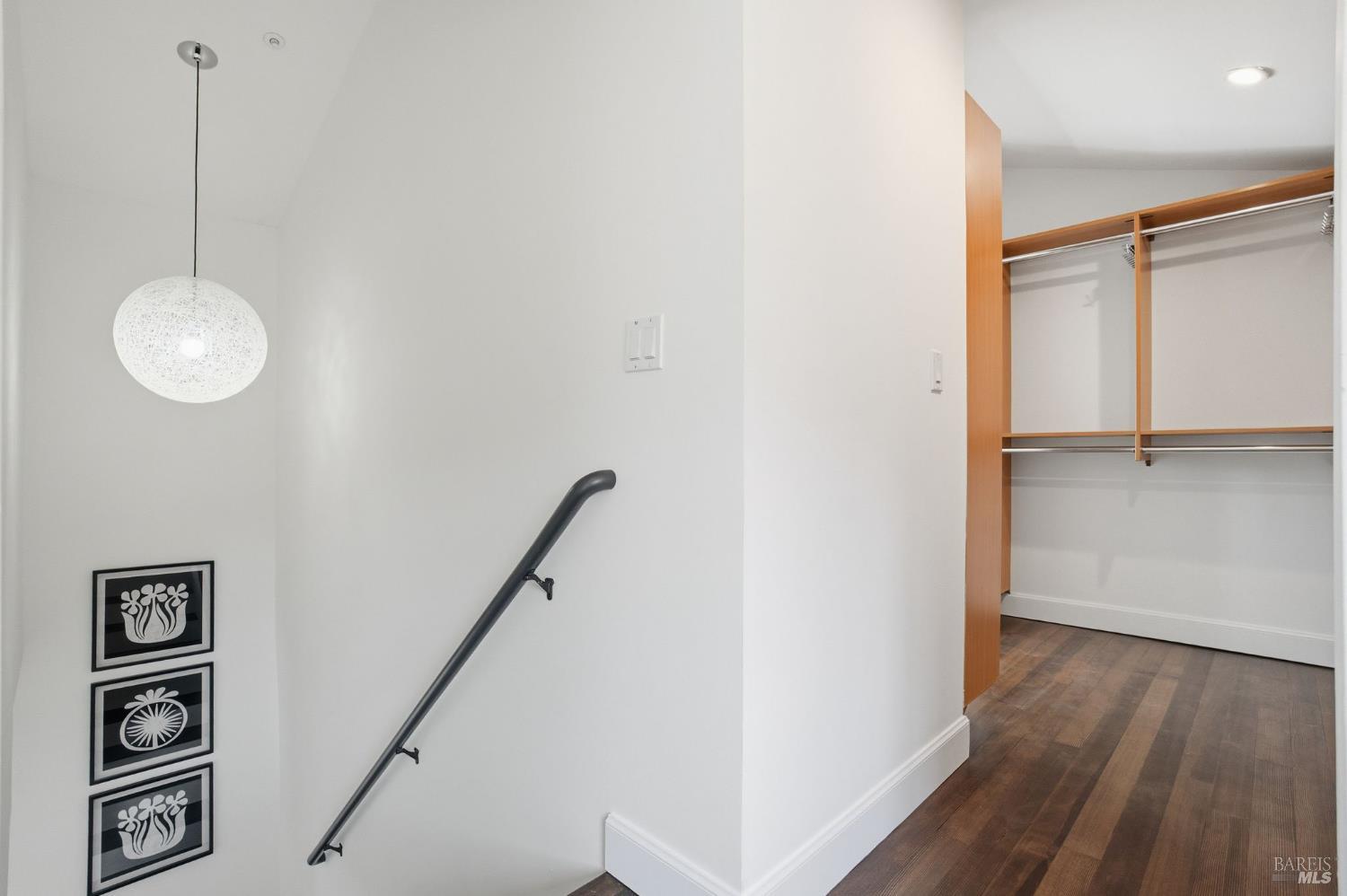 Detail Gallery Image 41 of 75 For 32 Edgewood Ave, Mill Valley,  CA 94941 - 4 Beds | 3 Baths