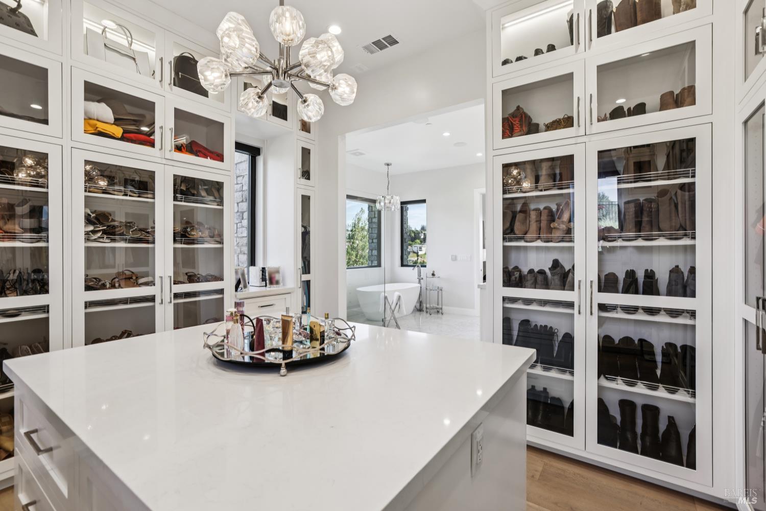 Detail Gallery Image 40 of 80 For 3758 Skyfarm Dr, Santa Rosa,  CA 95403 - 4 Beds | 3/2 Baths