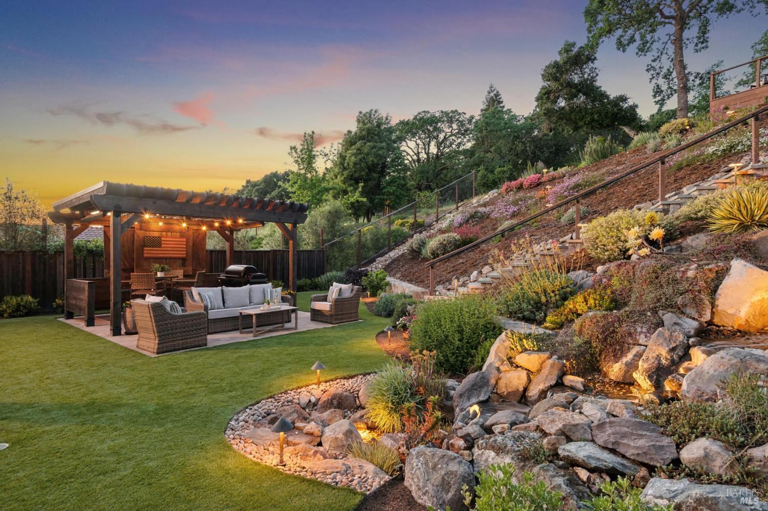 Detail Gallery Image 16 of 96 For 1162 Pennyroyal St, Napa,  CA 94559 - 5 Beds | 3/1 Baths