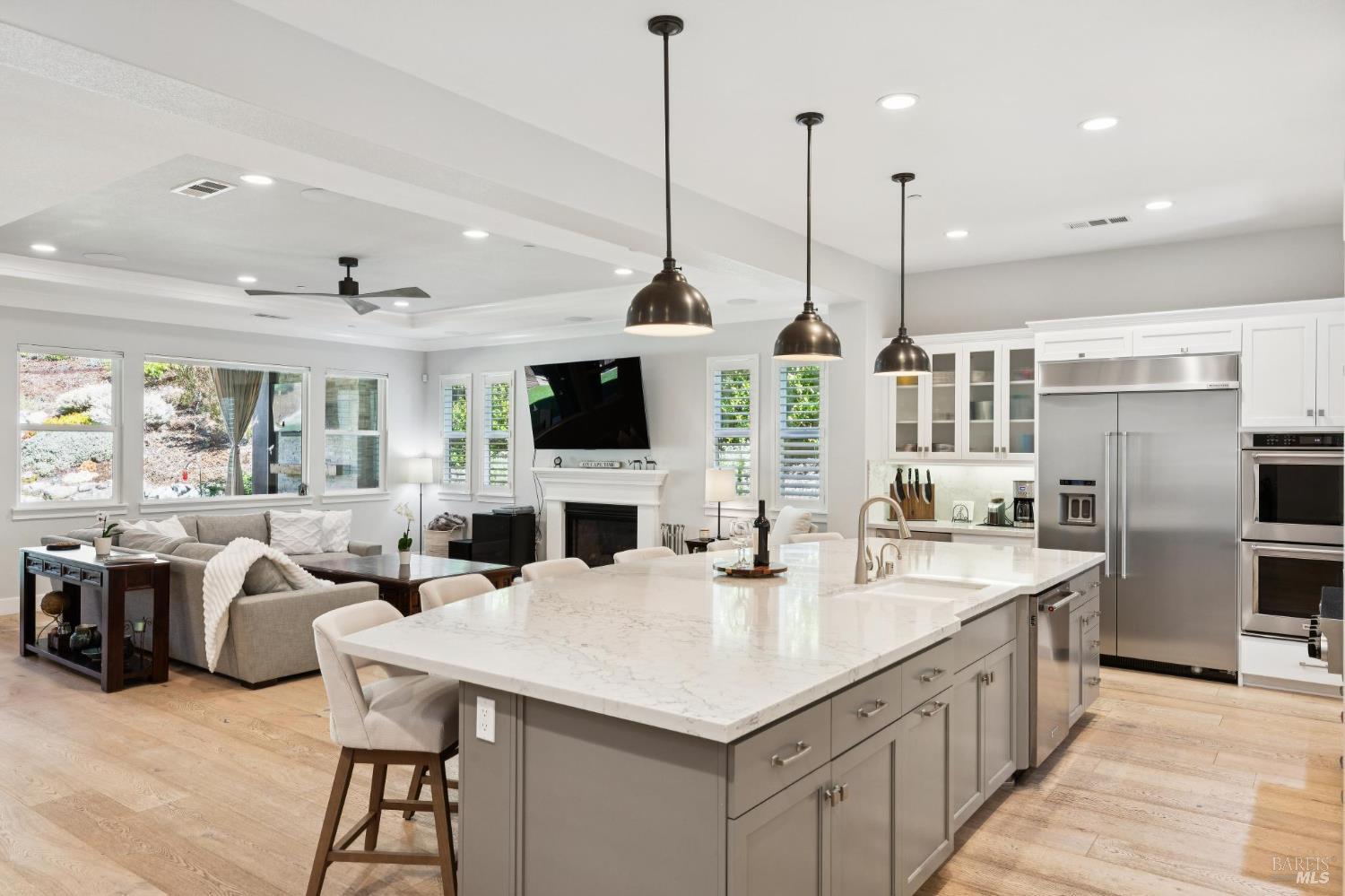 Detail Gallery Image 6 of 96 For 1162 Pennyroyal St, Napa,  CA 94559 - 5 Beds | 3/1 Baths