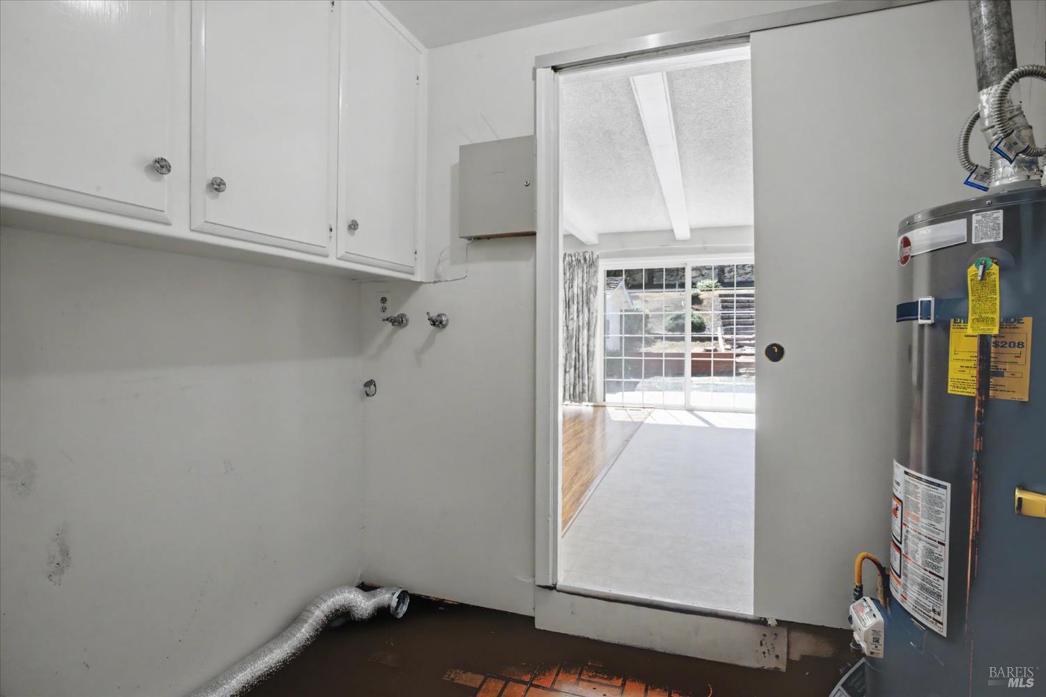 Detail Gallery Image 24 of 68 For 416 Monti Cir, Pleasant Hill,  CA 94523 - 4 Beds | 2 Baths