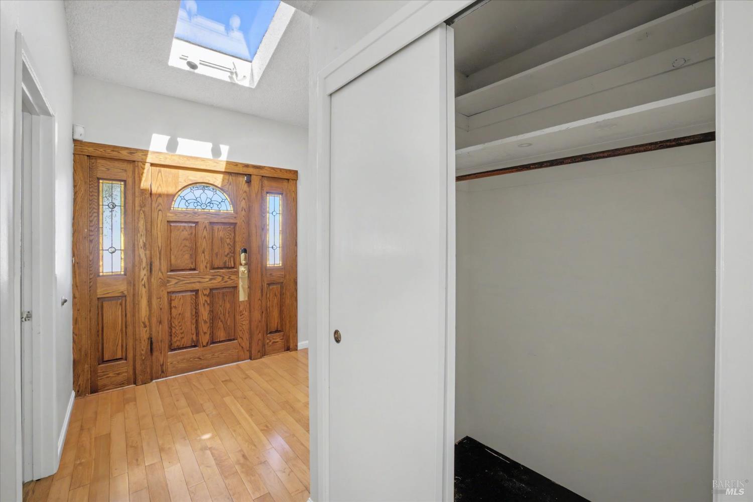 Detail Gallery Image 5 of 68 For 416 Monti Cir, Pleasant Hill,  CA 94523 - 4 Beds | 2 Baths