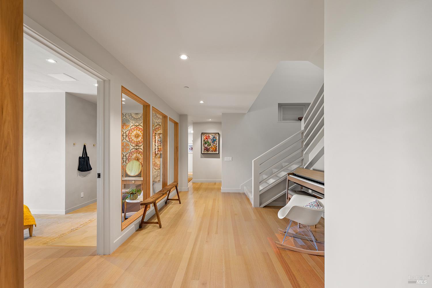 Detail Gallery Image 64 of 69 For 8 Mariposa Ct, Tiburon,  CA 94920 - 4 Beds | 5/2 Baths