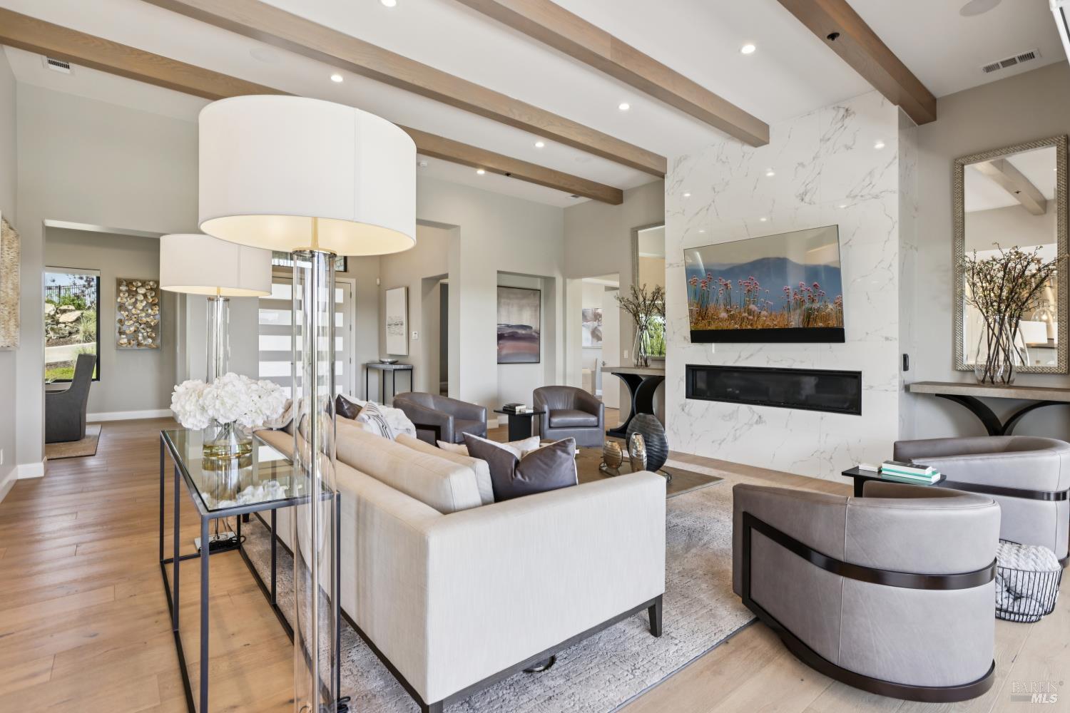 Detail Gallery Image 14 of 80 For 3758 Skyfarm Dr, Santa Rosa,  CA 95403 - 4 Beds | 3/2 Baths