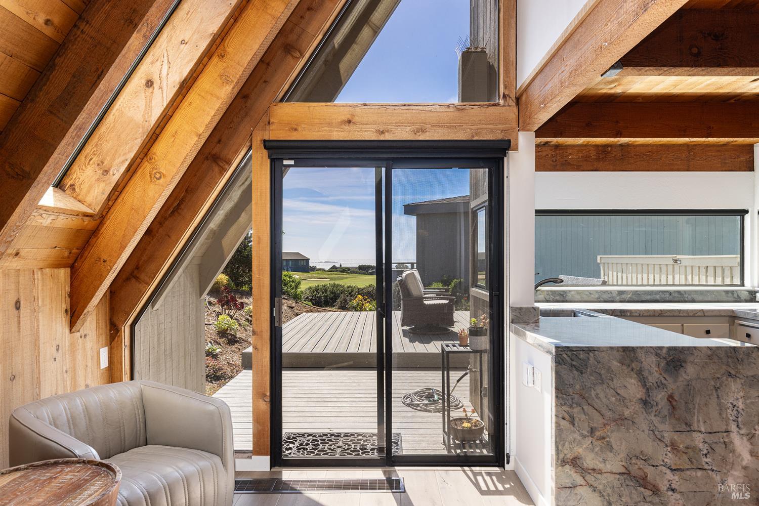 Detail Gallery Image 9 of 54 For 19909 Heron Dr, Bodega Bay,  CA 94923 - 2 Beds | 2/1 Baths