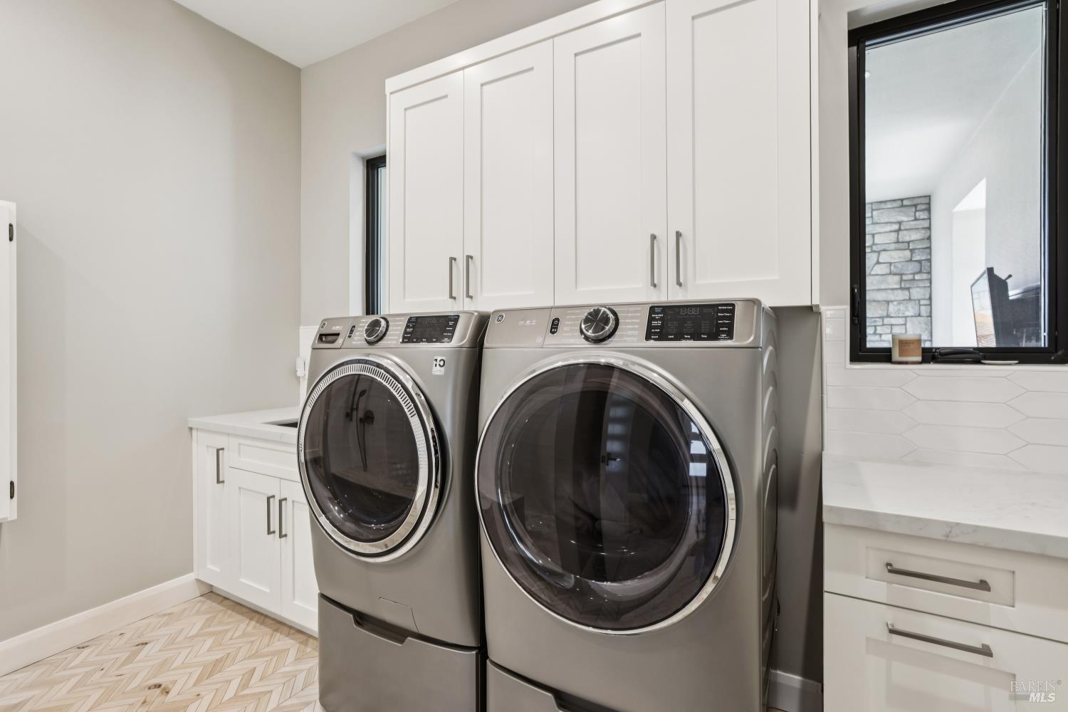 Detail Gallery Image 44 of 80 For 3758 Skyfarm Dr, Santa Rosa,  CA 95403 - 4 Beds | 3/2 Baths