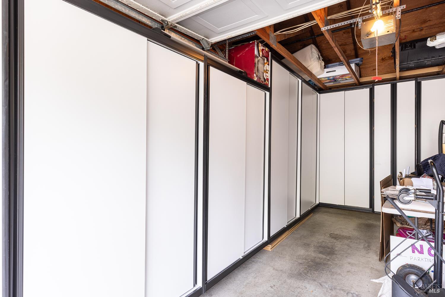 Detail Gallery Image 20 of 26 For 100 Valley Club Cir, Napa,  CA 94558 - 2 Beds | 2/1 Baths