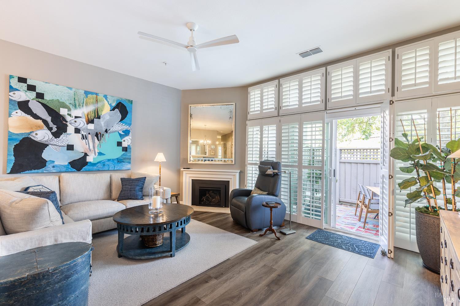 Detail Gallery Image 3 of 26 For 100 Valley Club Cir, Napa,  CA 94558 - 2 Beds | 2/1 Baths