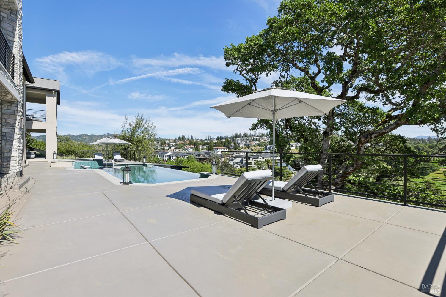 Detail Gallery Image 62 of 80 For 3758 Skyfarm Dr, Santa Rosa,  CA 95403 - 4 Beds | 3/2 Baths