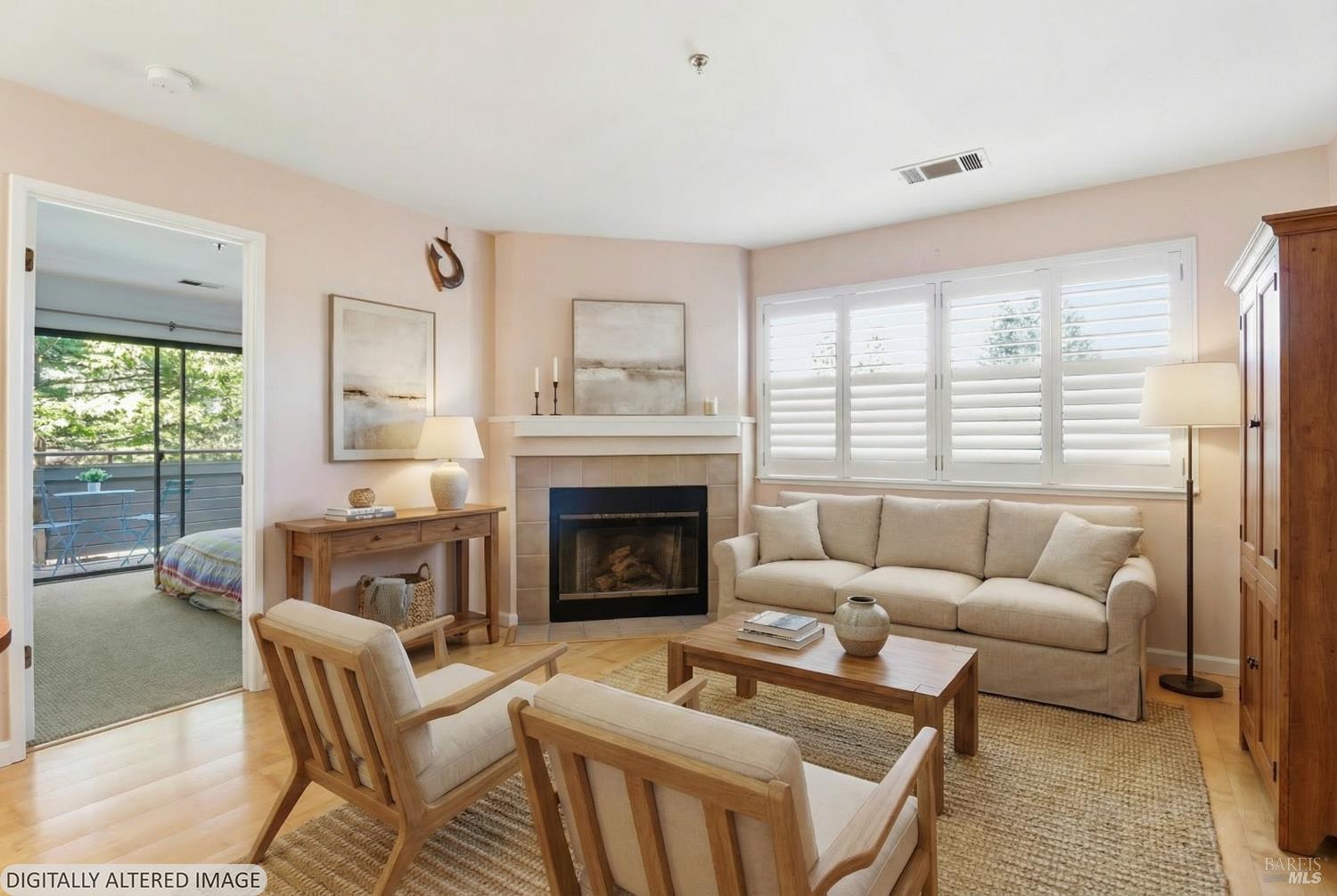 Detail Gallery Image 4 of 32 For 240 Seagull Row, Novato,  CA 94945 - 1 Beds | 1 Baths