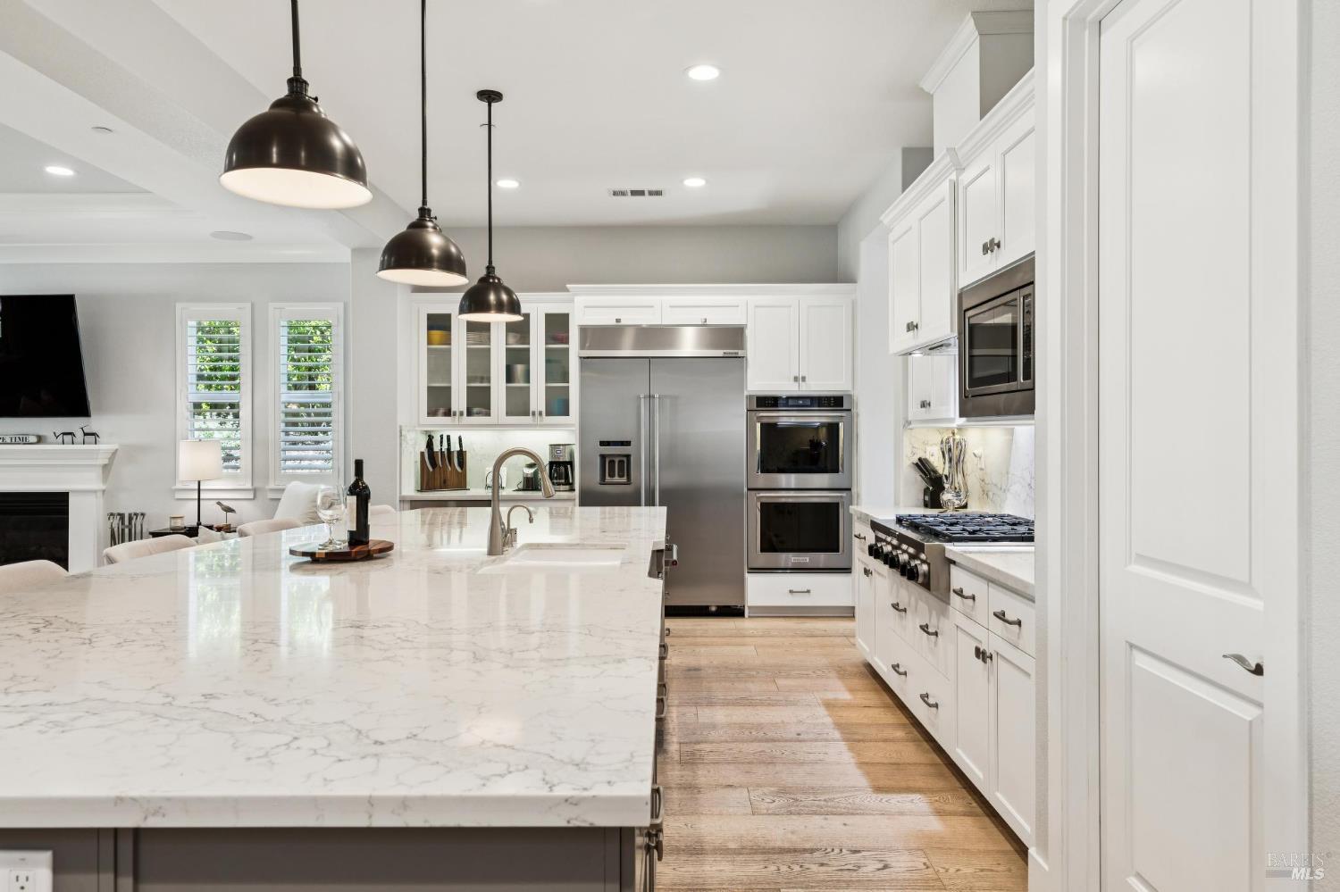 Detail Gallery Image 7 of 96 For 1162 Pennyroyal St, Napa,  CA 94559 - 5 Beds | 3/1 Baths