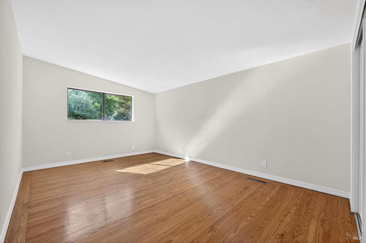 Detail Gallery Image 22 of 48 For 333 Bergwall Way, Vallejo,  CA 94591 - 3 Beds | 2 Baths