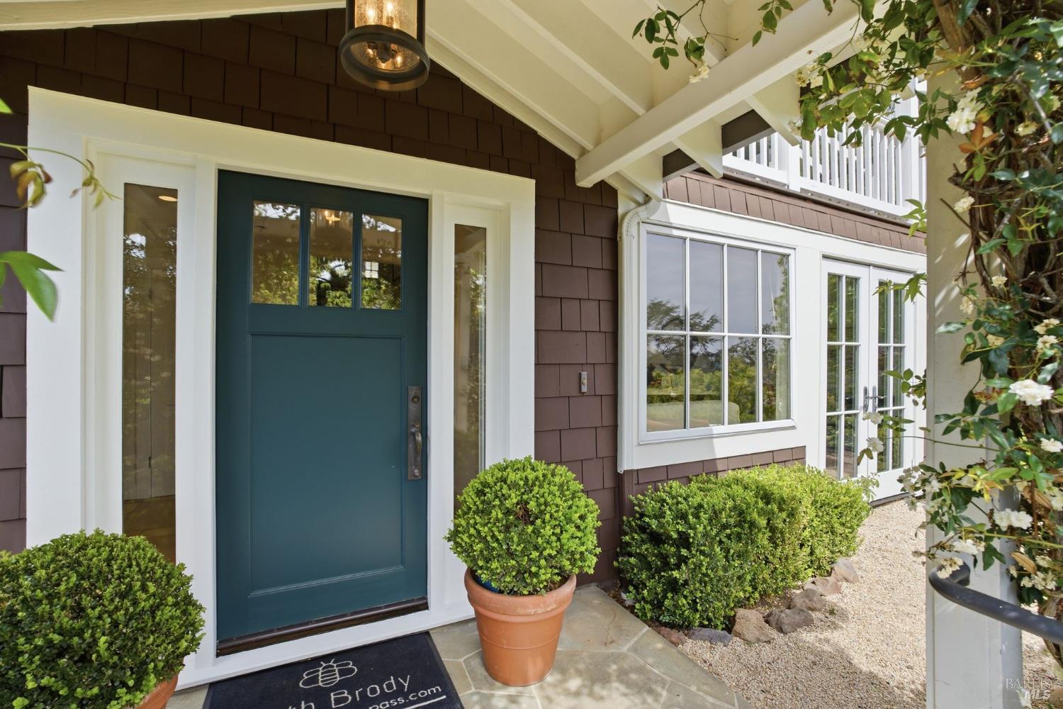 Detail Gallery Image 5 of 75 For 32 Edgewood Ave, Mill Valley,  CA 94941 - 4 Beds | 3 Baths