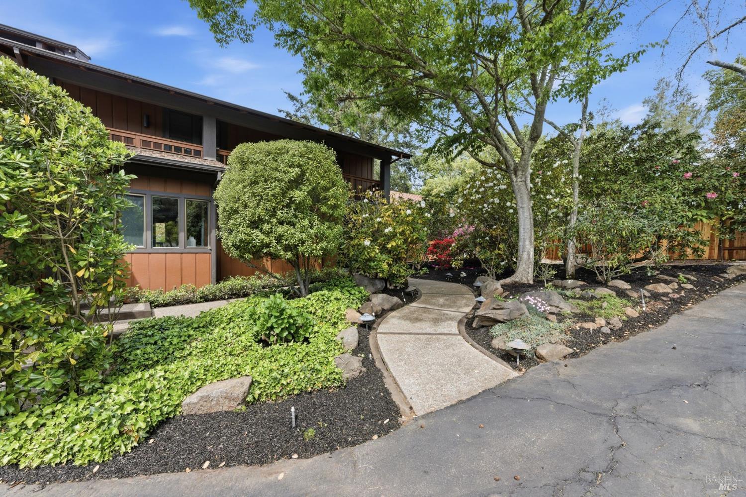 Detail Gallery Image 37 of 41 For 1517 Manzanita Ave, Santa Rosa,  CA 95404 - 4 Beds | 3 Baths