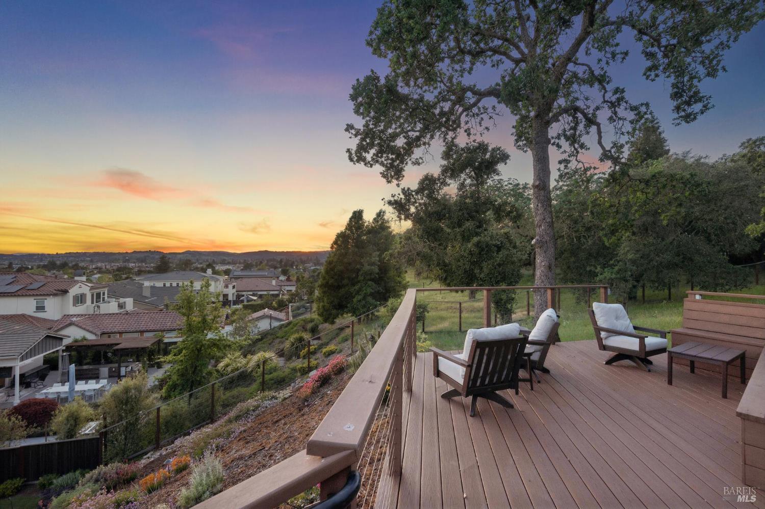 Detail Gallery Image 20 of 96 For 1162 Pennyroyal St, Napa,  CA 94559 - 5 Beds | 3/1 Baths