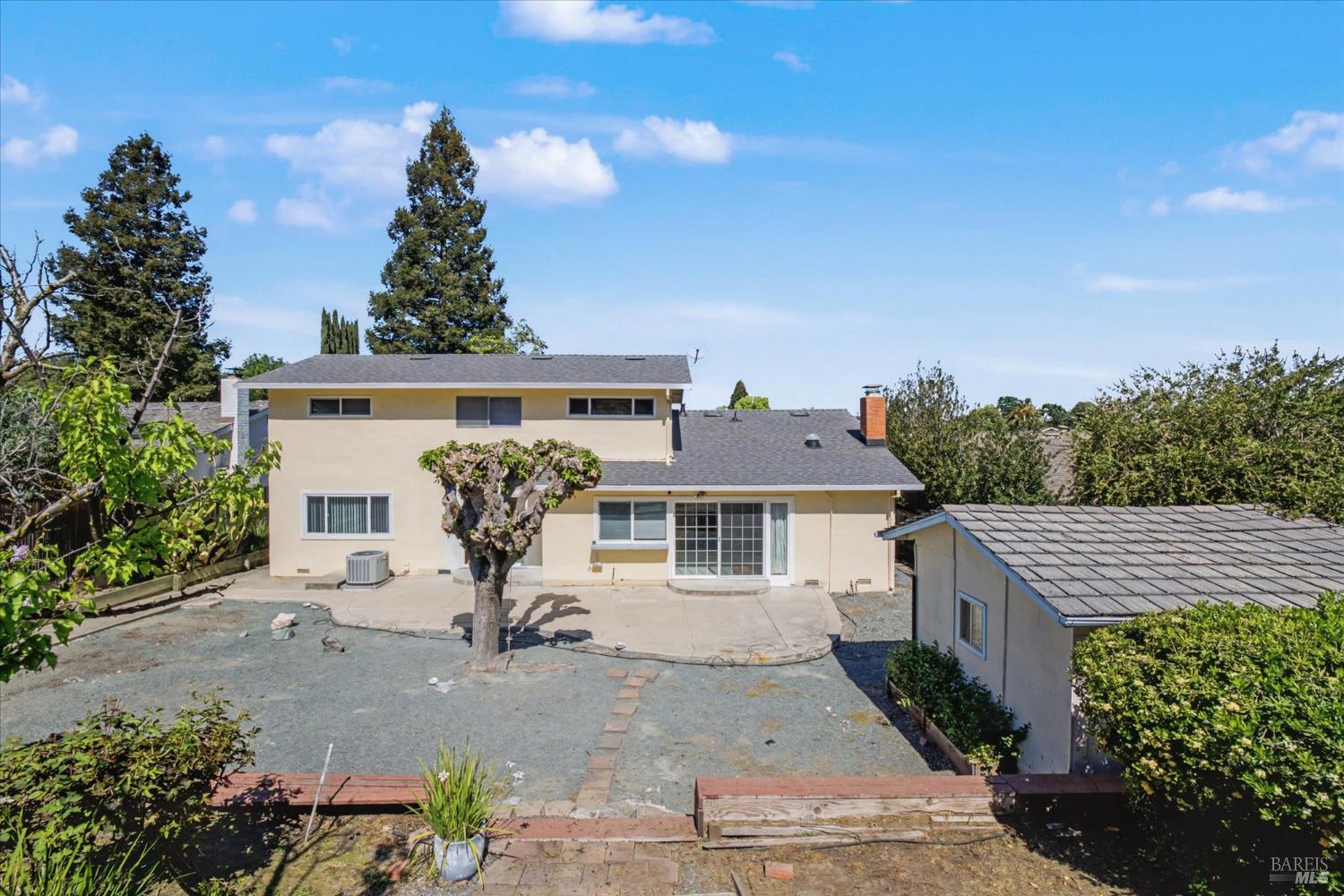 Detail Gallery Image 49 of 68 For 416 Monti Cir, Pleasant Hill,  CA 94523 - 4 Beds | 2 Baths