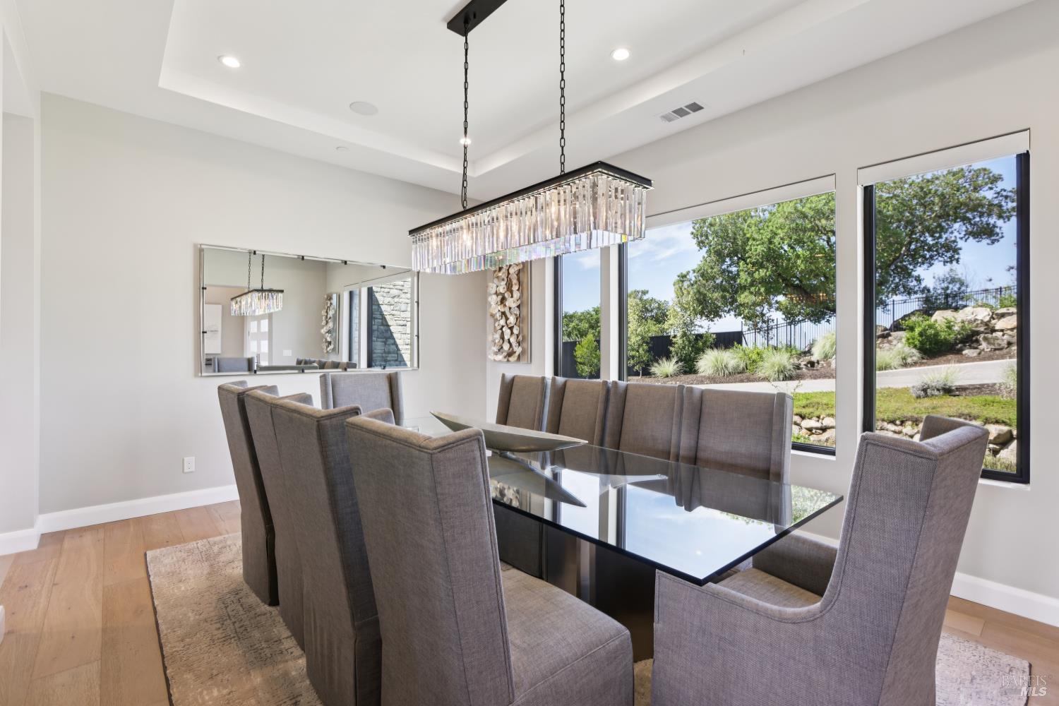 Detail Gallery Image 10 of 80 For 3758 Skyfarm Dr, Santa Rosa,  CA 95403 - 4 Beds | 3/2 Baths