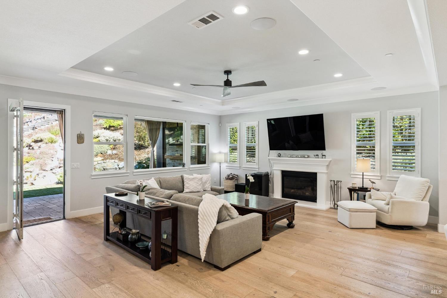 Detail Gallery Image 14 of 96 For 1162 Pennyroyal St, Napa,  CA 94559 - 5 Beds | 3/1 Baths