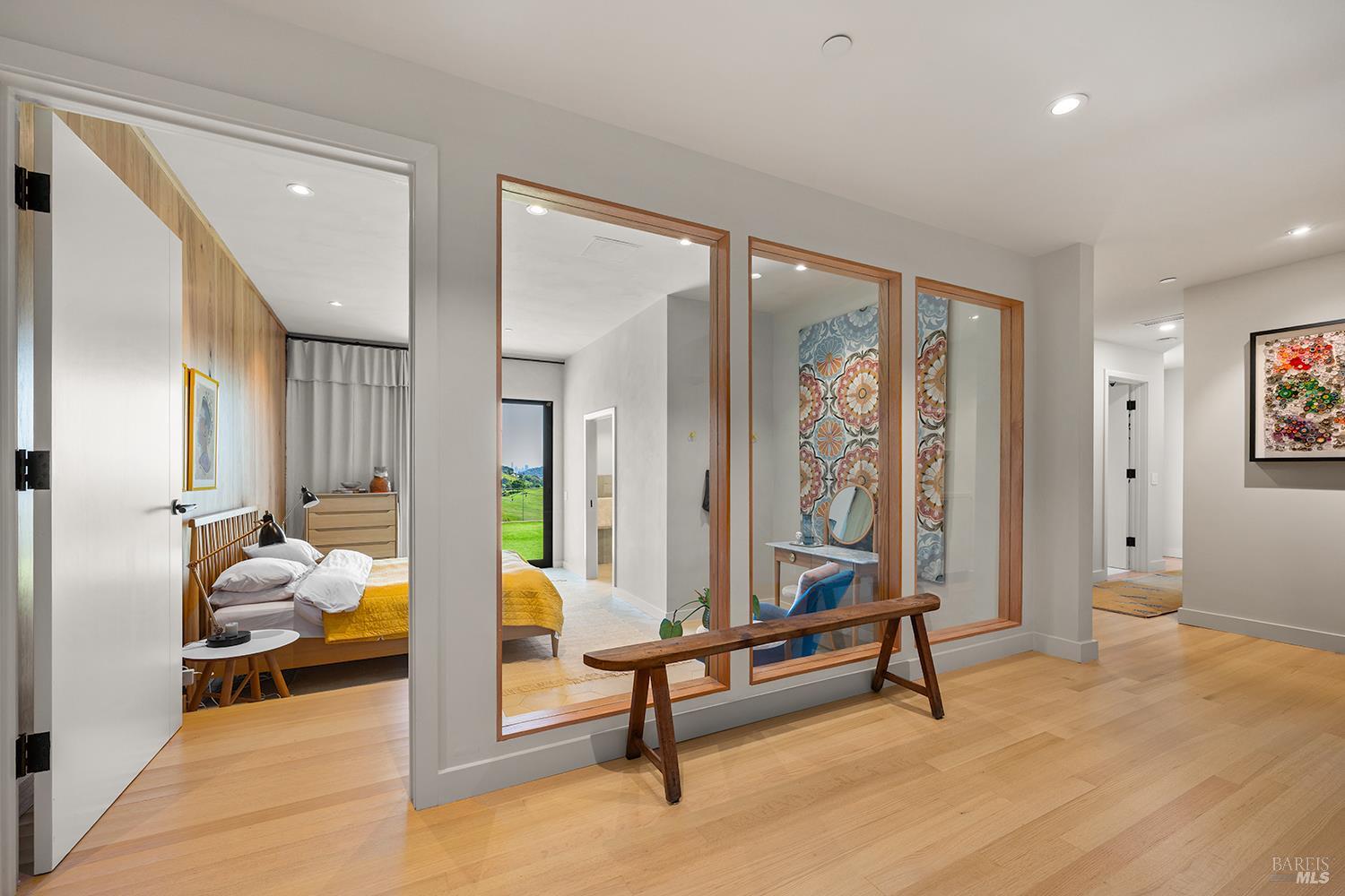 Detail Gallery Image 62 of 69 For 8 Mariposa Ct, Tiburon,  CA 94920 - 4 Beds | 5/2 Baths