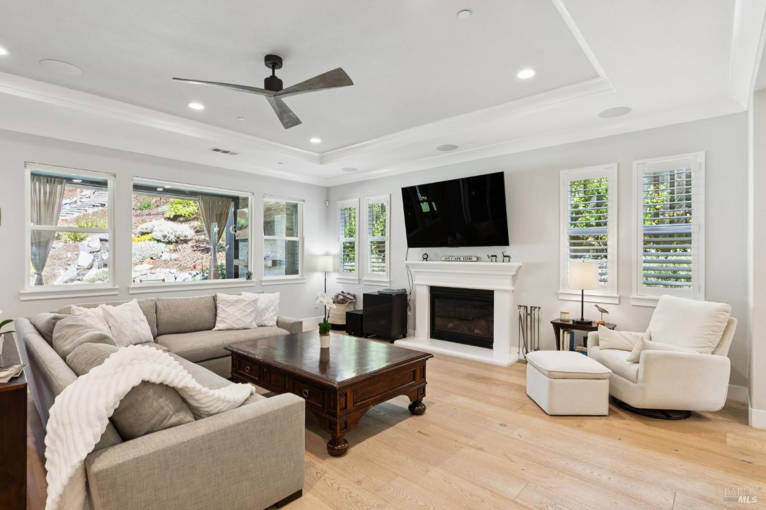 Detail Gallery Image 12 of 96 For 1162 Pennyroyal St, Napa,  CA 94559 - 5 Beds | 3/1 Baths