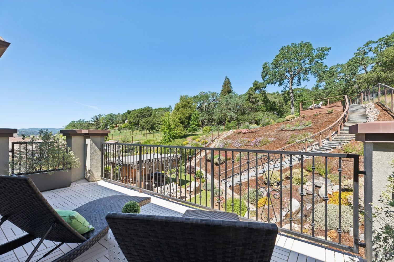 Detail Gallery Image 55 of 96 For 1162 Pennyroyal St, Napa,  CA 94559 - 5 Beds | 3/1 Baths