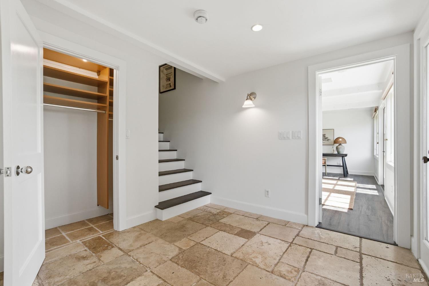 Detail Gallery Image 58 of 75 For 32 Edgewood Ave, Mill Valley,  CA 94941 - 4 Beds | 3 Baths