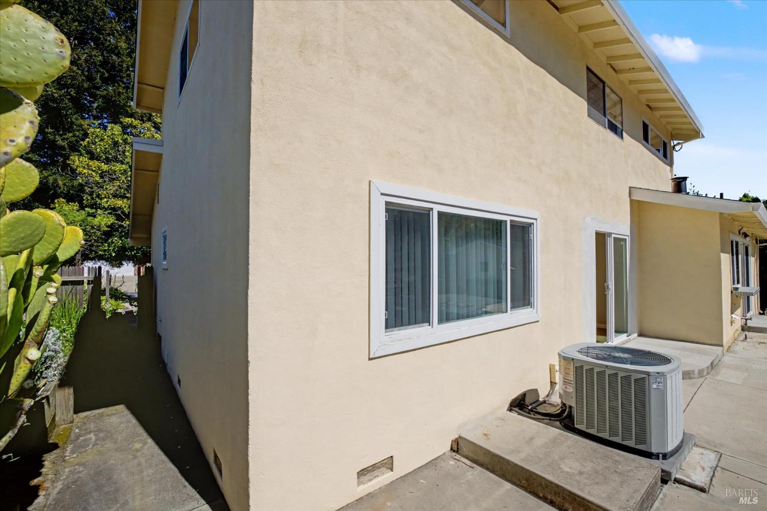 Detail Gallery Image 54 of 68 For 416 Monti Cir, Pleasant Hill,  CA 94523 - 4 Beds | 2 Baths