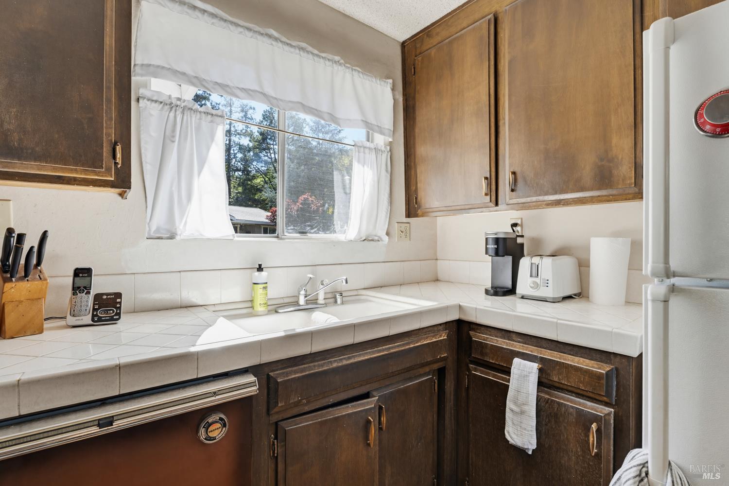 Detail Gallery Image 11 of 22 For 155 Foothill Ct, Ukiah,  CA 95482 - 3 Beds | 2 Baths