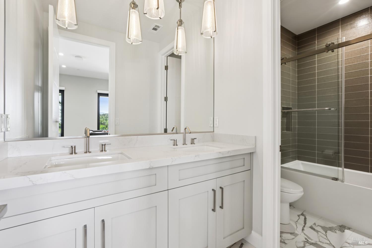 Detail Gallery Image 52 of 80 For 3758 Skyfarm Dr, Santa Rosa,  CA 95403 - 4 Beds | 3/2 Baths