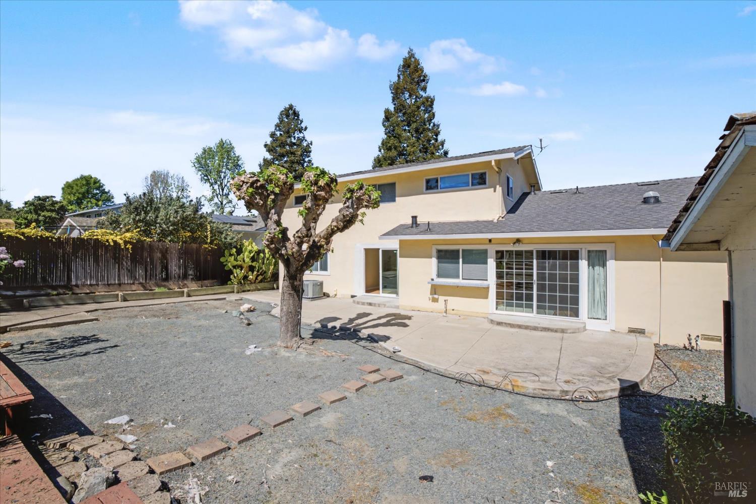 Detail Gallery Image 53 of 68 For 416 Monti Cir, Pleasant Hill,  CA 94523 - 4 Beds | 2 Baths