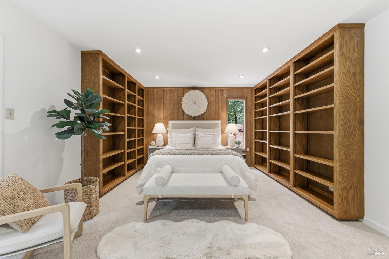 Detail Gallery Image 16 of 41 For 1517 Manzanita Ave, Santa Rosa,  CA 95404 - 4 Beds | 3 Baths