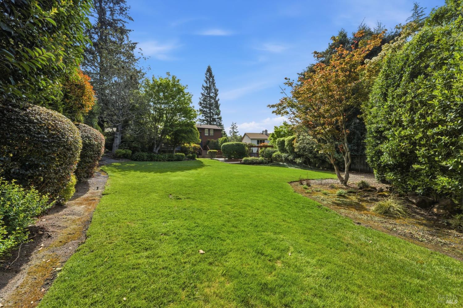 Detail Gallery Image 34 of 41 For 1517 Manzanita Ave, Santa Rosa,  CA 95404 - 4 Beds | 3 Baths