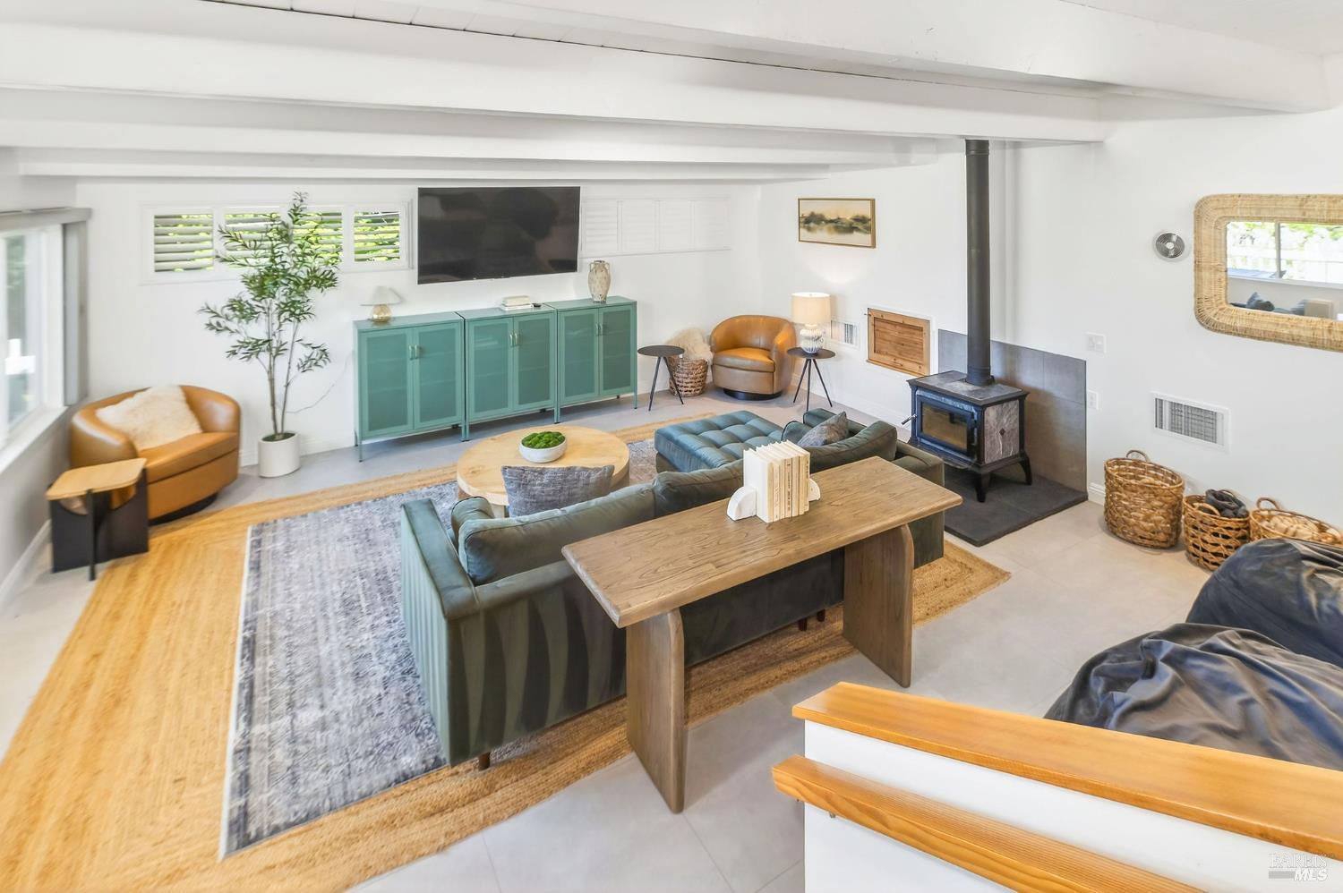 Detail Gallery Image 7 of 47 For 4460 Bennett Valley Rd, Santa Rosa,  CA 95404 - 3 Beds | 2 Baths