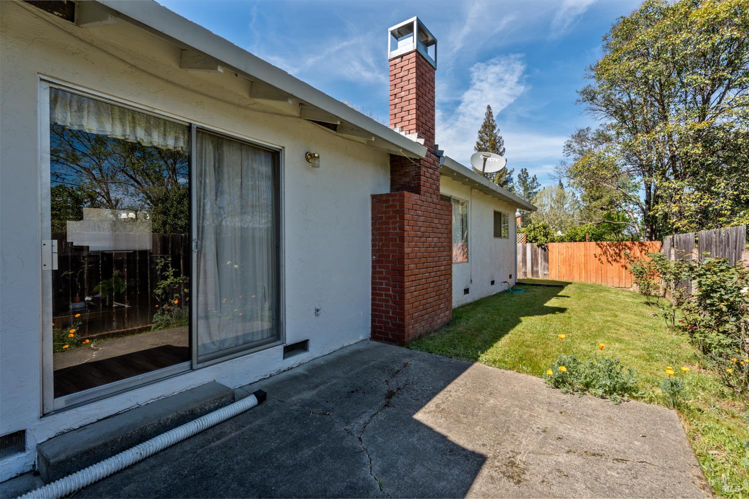 Detail Gallery Image 19 of 22 For 155 Foothill Ct, Ukiah,  CA 95482 - 3 Beds | 2 Baths