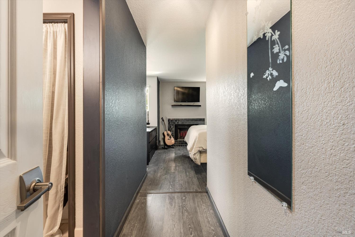 Detail Gallery Image 24 of 41 For 30 Fredrick Dr, Rohnert Park,  CA 94928 - 3 Beds | 2/1 Baths