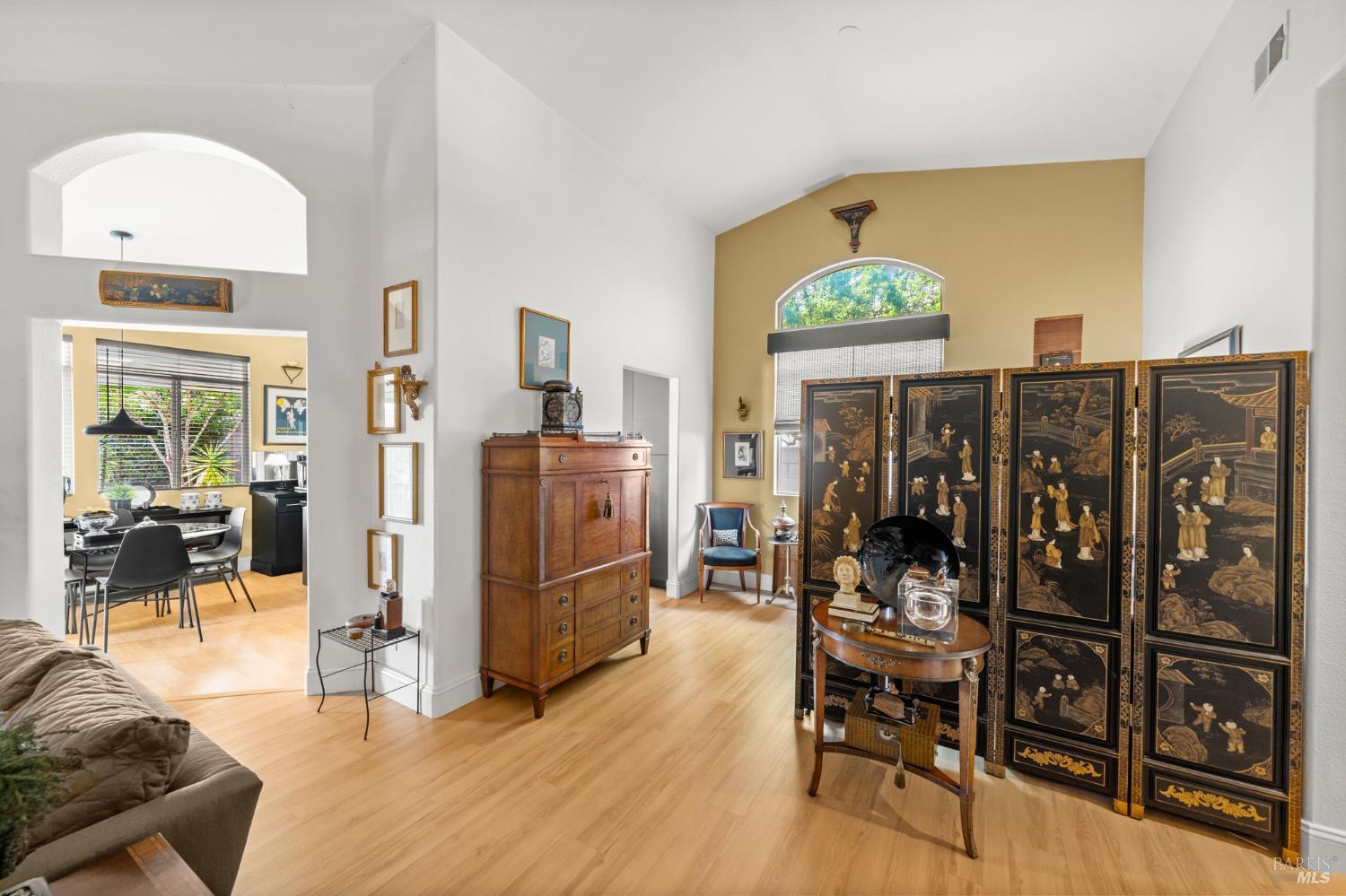 Detail Gallery Image 21 of 62 For 208 Mandarin Cir, Vacaville,  CA 95687 - 2 Beds | 2 Baths