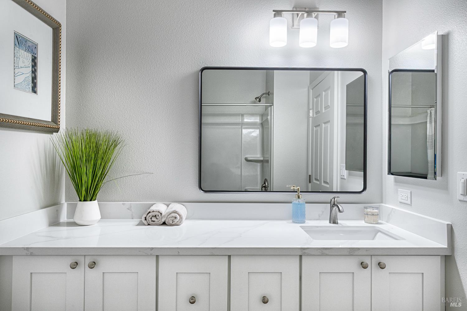 Detail Gallery Image 26 of 39 For 1960 Las Ventanas Dr, Santa Rosa,  CA 95407 - 3 Beds | 2/1 Baths