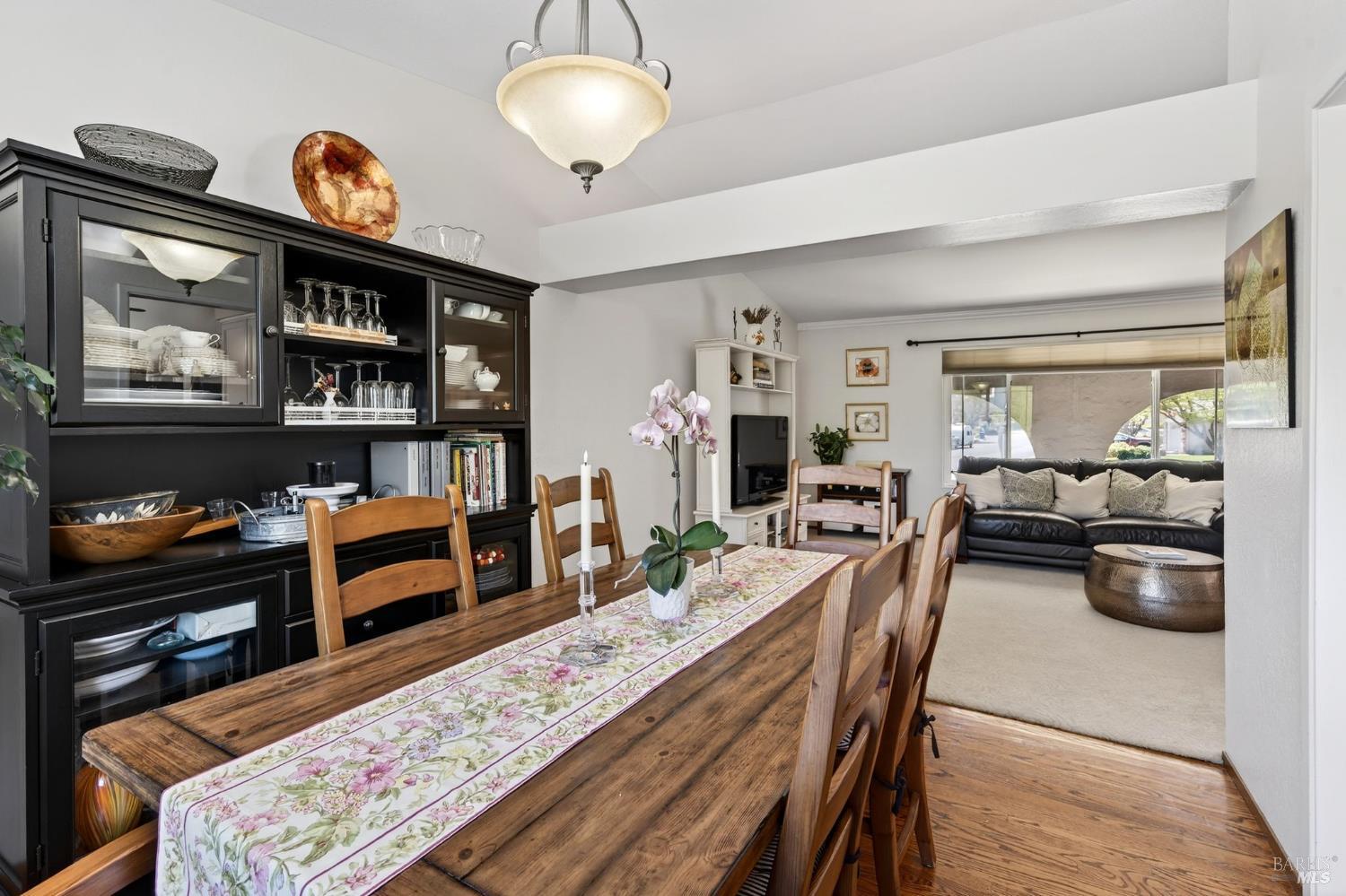 Detail Gallery Image 3 of 53 For 3406 Deerfield Ct, Napa,  CA 94558 - 4 Beds | 3 Baths