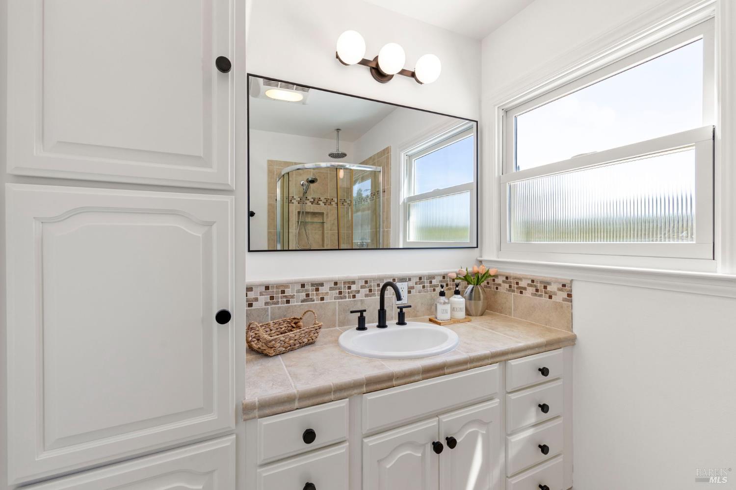 Detail Gallery Image 59 of 93 For 184 Cobblestone Dr, San Rafael,  CA 94903 - 4 Beds | 2 Baths