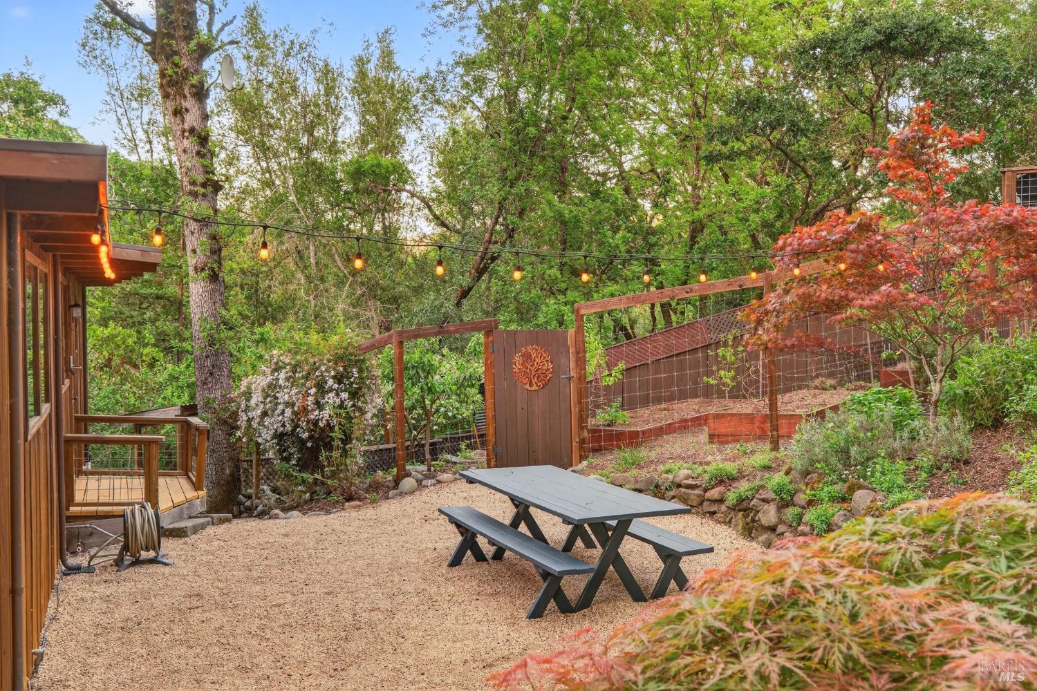 Detail Gallery Image 35 of 48 For 116 Hill Rd, Glen Ellen,  CA 95442 - 2 Beds | 2 Baths
