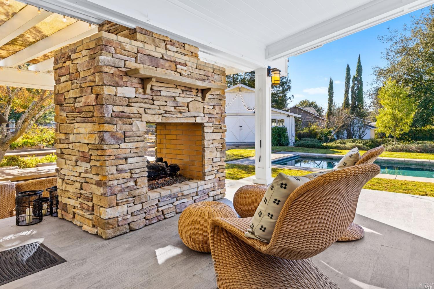 Detail Gallery Image 24 of 31 For 1101 Olive Hill Ln, Napa,  CA 94558 - 5 Beds | 4 Baths