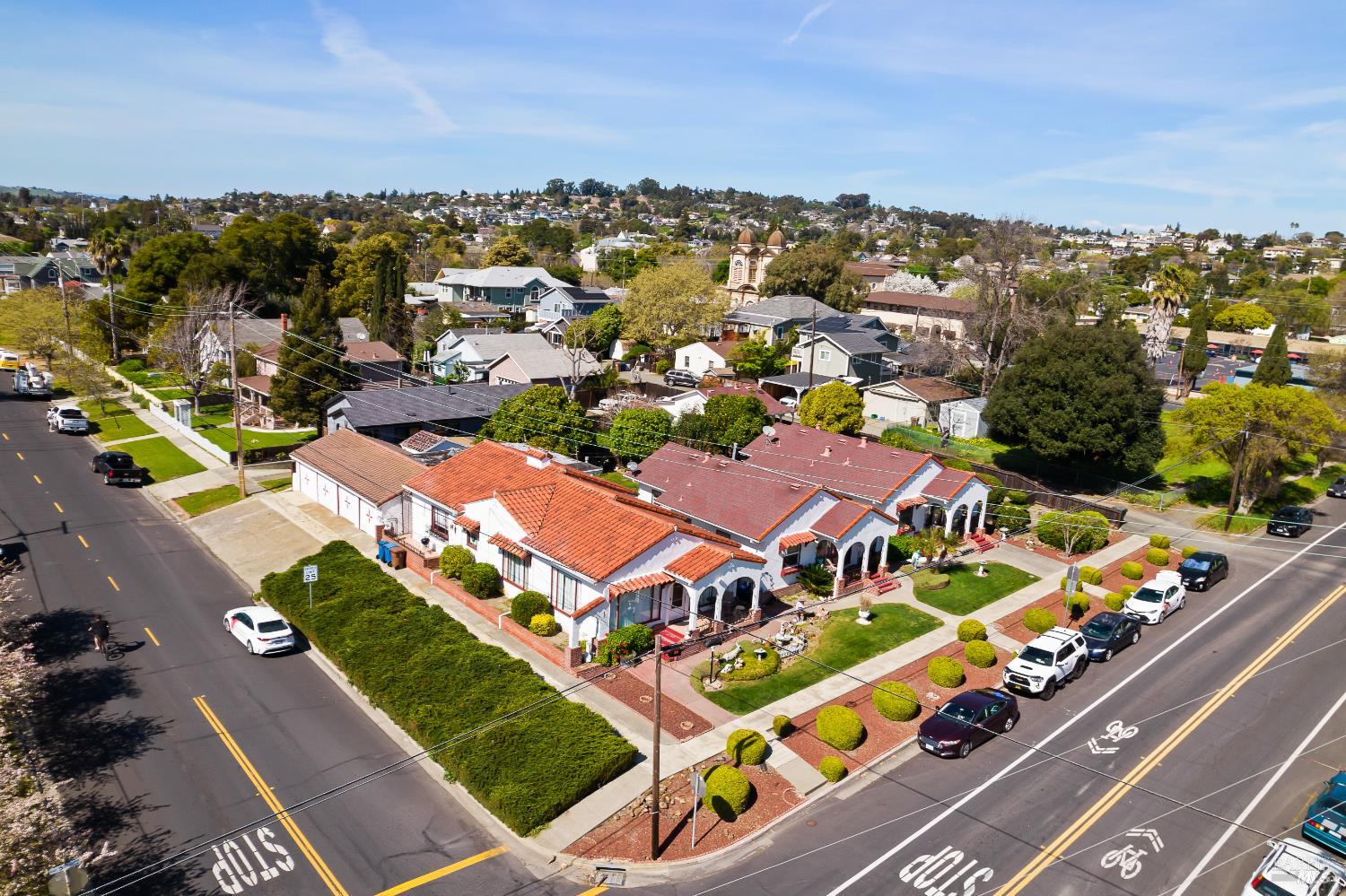 Detail Gallery Image 20 of 27 For 803 E 5th St, Benicia,  CA 94510 - 6 Beds | 4/1 Baths