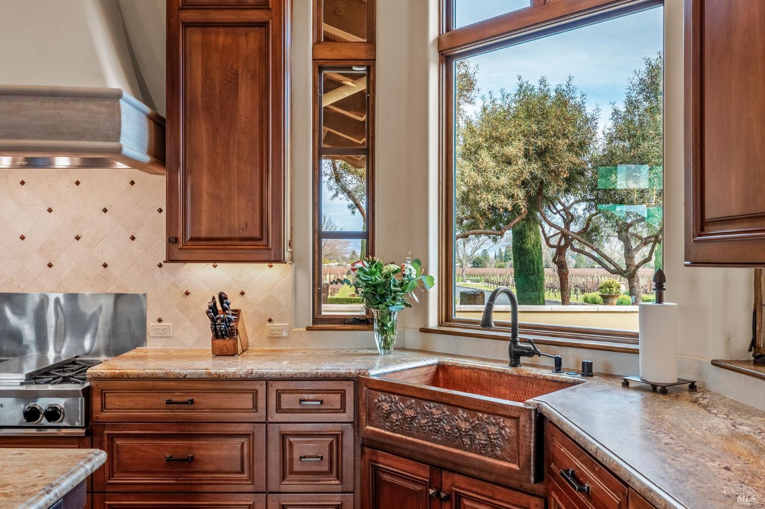 Detail Gallery Image 26 of 74 For 21 Vista Ranch Rd, Napa,  CA 94558 - 4 Beds | 4/1 Baths