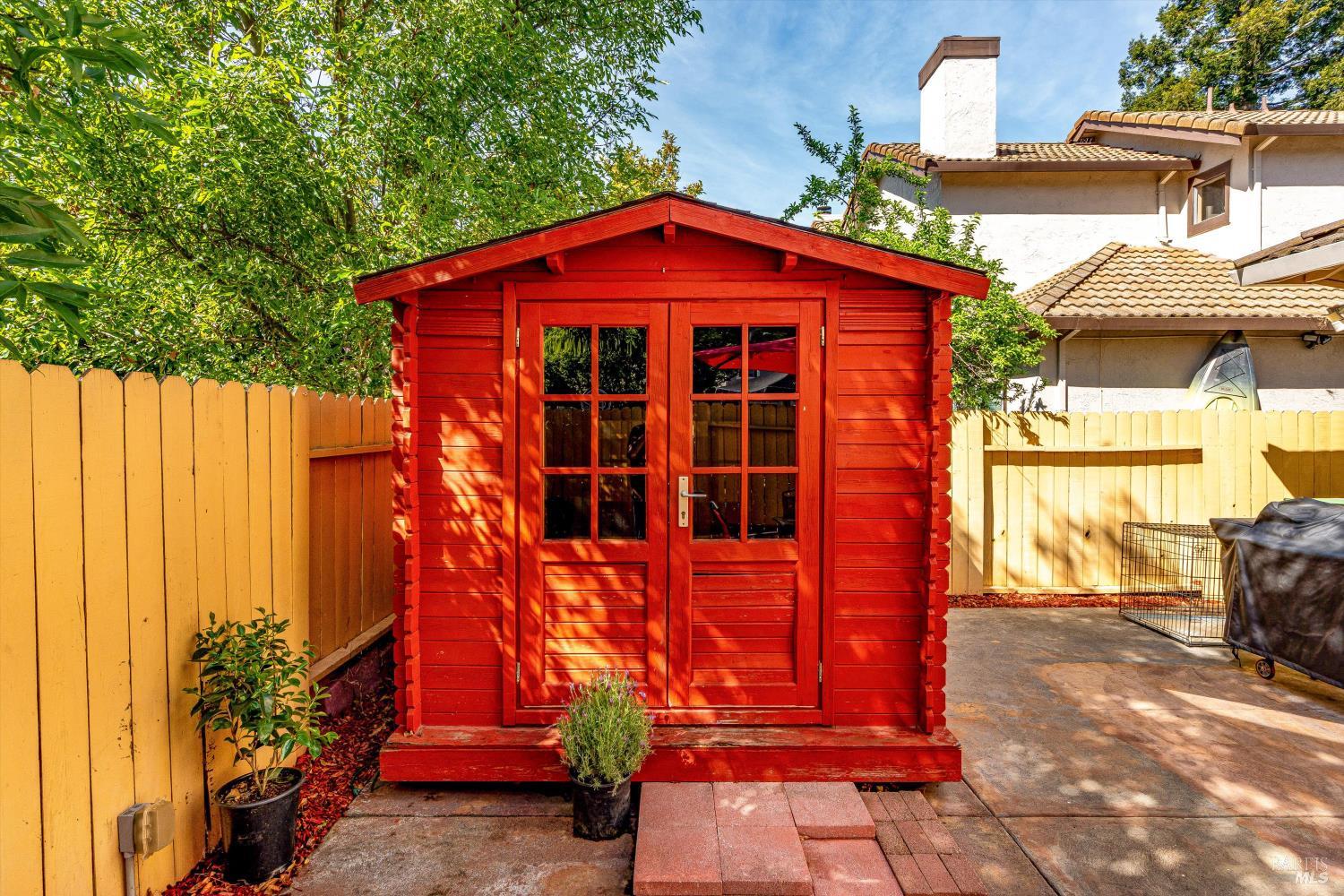 Detail Gallery Image 40 of 41 For 30 Fredrick Dr, Rohnert Park,  CA 94928 - 3 Beds | 2/1 Baths