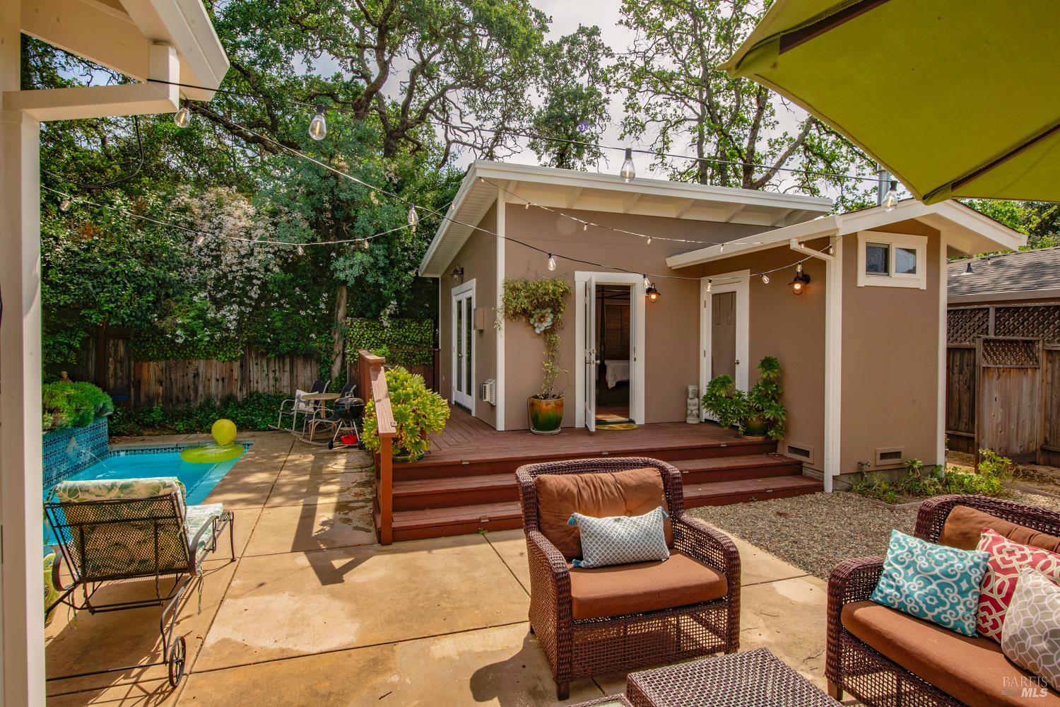 Detail Gallery Image 43 of 47 For 550 Thomson Ave, Sonoma,  CA 95476 - 2 Beds | 1 Baths