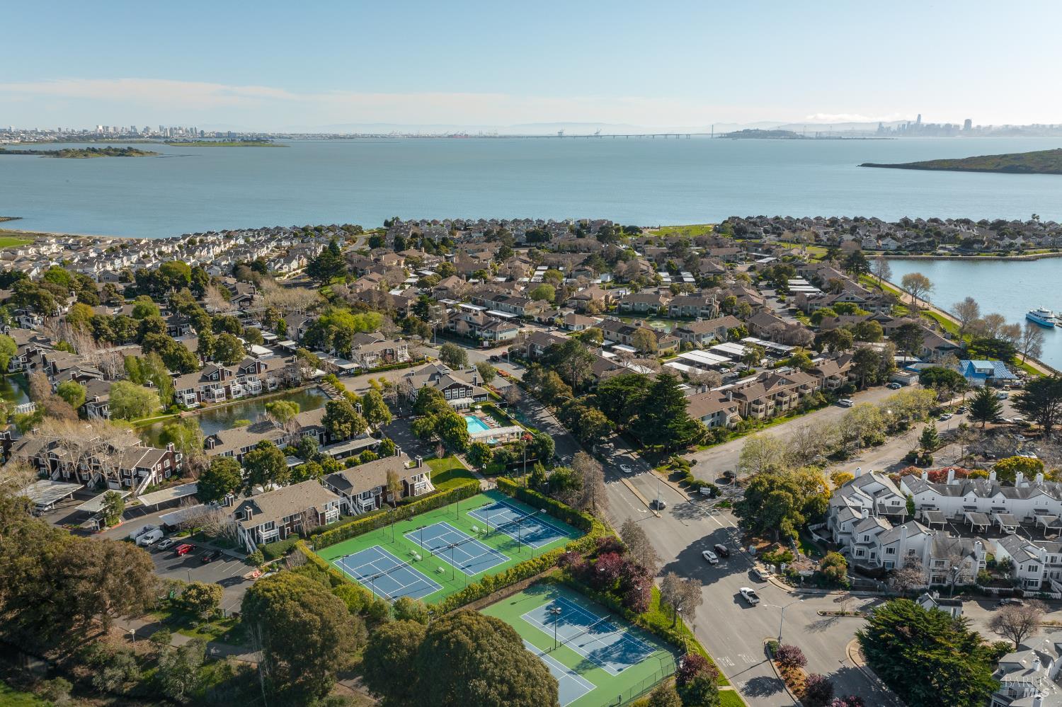 Detail Gallery Image 20 of 22 For 218 Marina Lakes Dr, Richmond,  CA 94804 - 1 Beds | 1 Baths