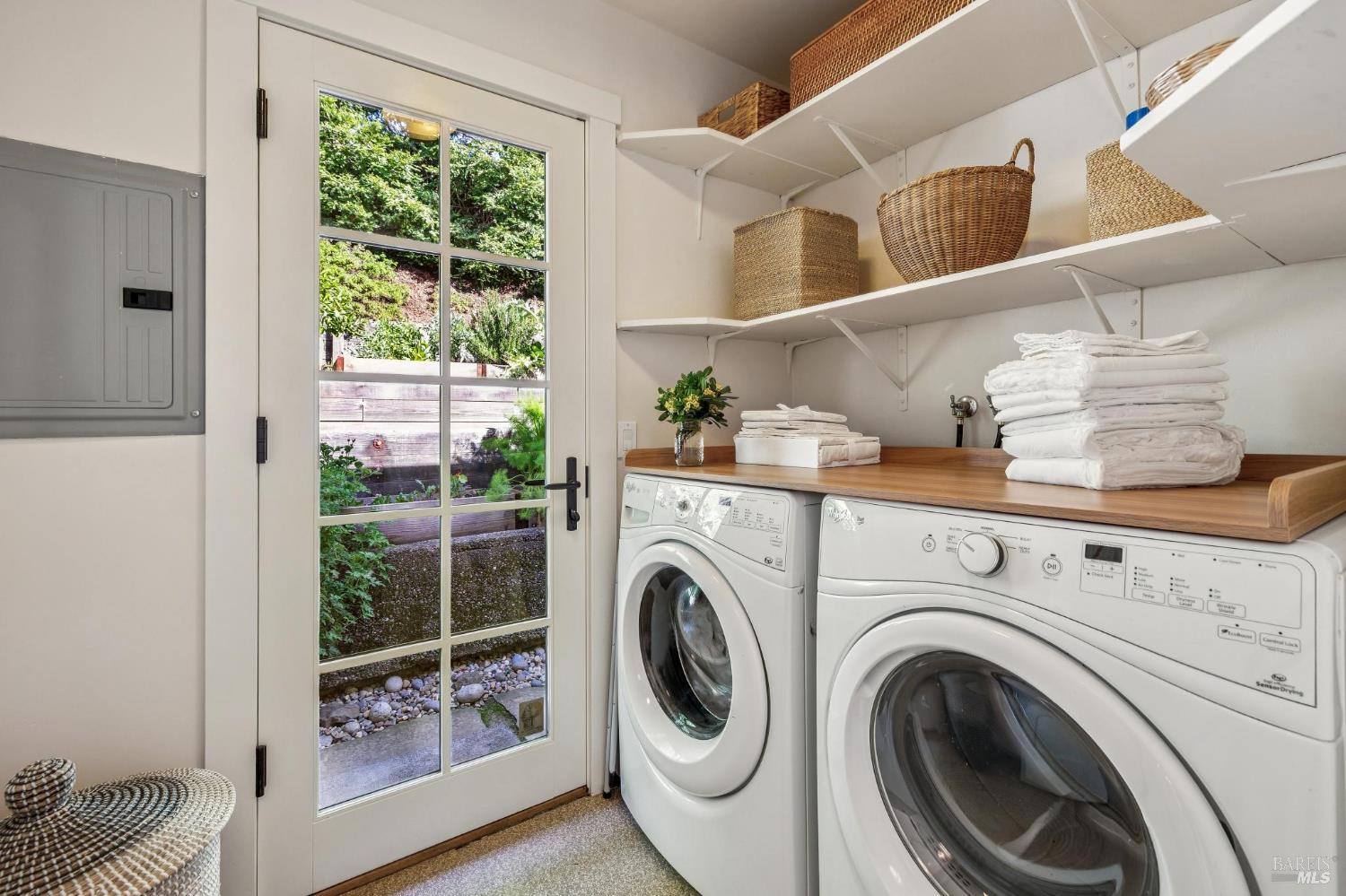 Detail Gallery Image 38 of 61 For 512 Browning Ct, Mill Valley,  CA 94941 - 4 Beds | 3 Baths