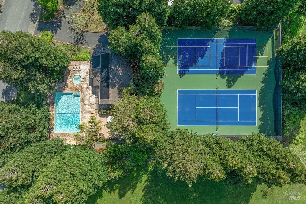 Detail Gallery Image 29 of 33 For 1702 Northstar Dr, Petaluma,  CA 94954 - 3 Beds | 2 Baths