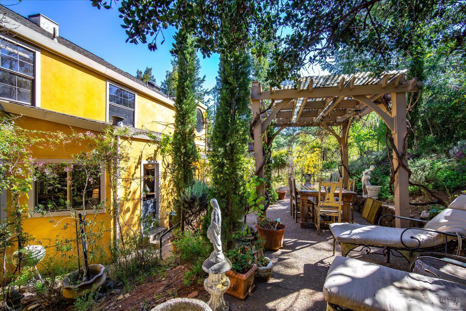 Detail Gallery Image 31 of 44 For 1412 Quail Ct, Santa Rosa,  CA 95404 - 4 Beds | 3 Baths