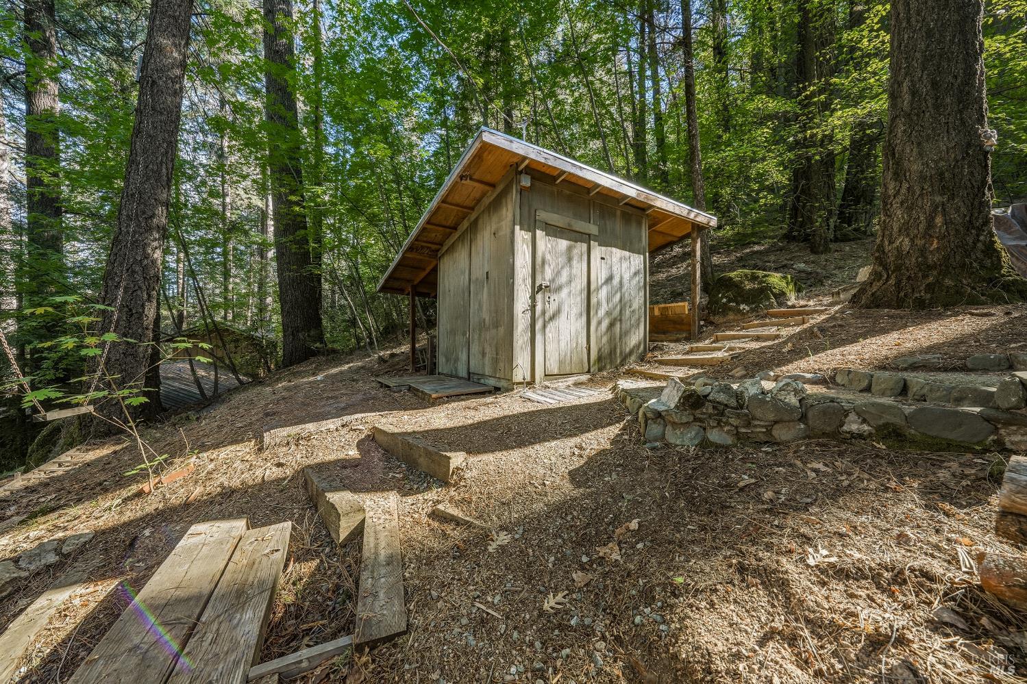 Detail Gallery Image 34 of 47 For 16179 Madrone Blvd, Cobb,  CA 95426 - 1 Beds | 1 Baths